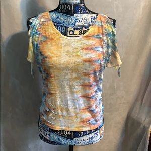 NWOT Maurice’s top